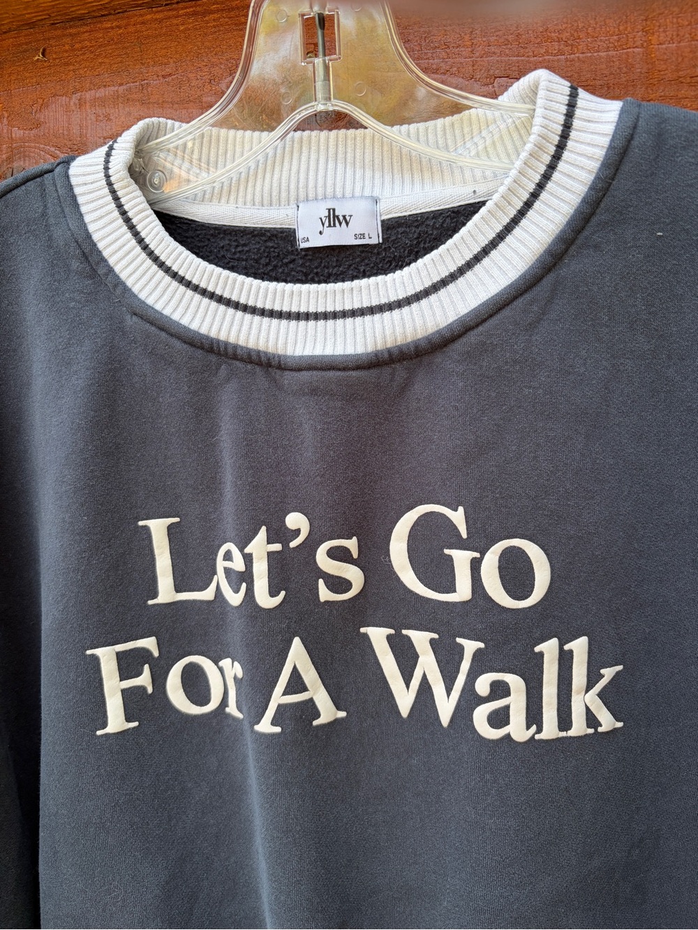 Yllw sweatshirt - Picture 2 of 6
